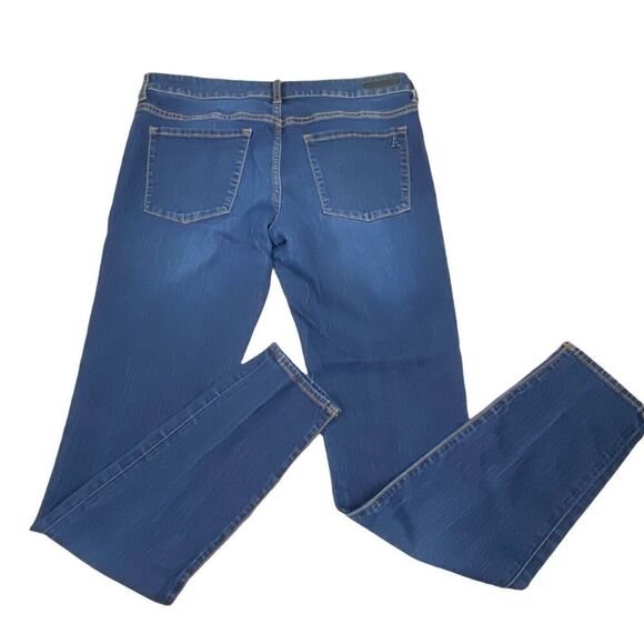 Articles Of Society Women's Denim Jeans size 31 - Picture 2 of 8